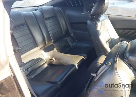 2010 Ford Mustang V6/V6 Premium z USA, uszkodzony, nr VIN 1ZVBP8AN7A5119680